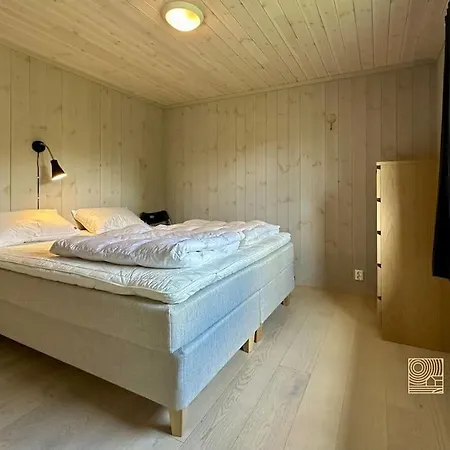 Modern Skeikampen With Ski-in Out Cross Country Trails & Great View *