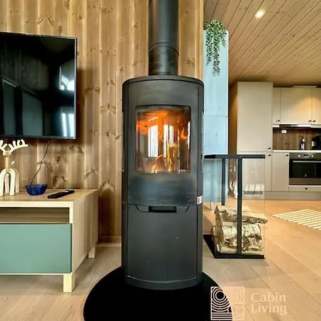 Modern Skeikampen With Ski-in Out Cross Country Trails & Great View Aulstad