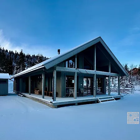 Modern Skeikampen With Ski-in Out Cross Country Trails & Great View 度假居