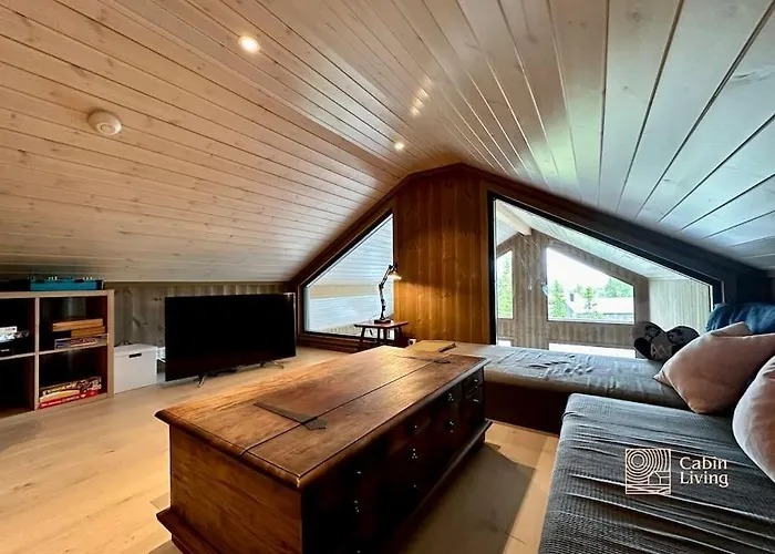 Modern Skeikampen With Ski-in Out Cross Country Trails & Great View Aulstad