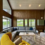 Modern Skeikampen With Ski-in Out Cross Country Trails & Great View Ferienhaus Aulstad