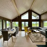 Modern Skeikampen With Ski-in Out Cross Country Trails & Great View * Aulstad